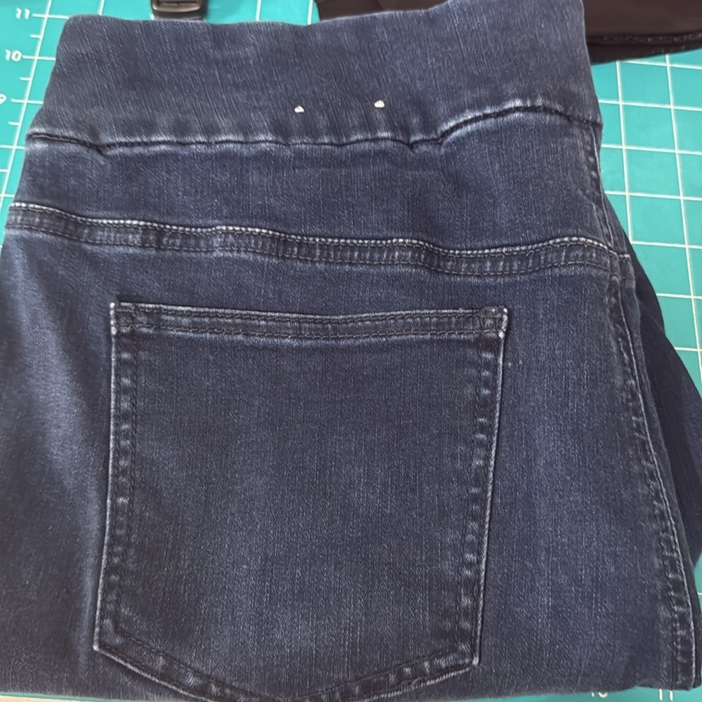 Chicos Dark Wash Perfect Stretch Pull On Jegging Skinny Jeans Chicos Size 2(14) - Picture 11 of 11